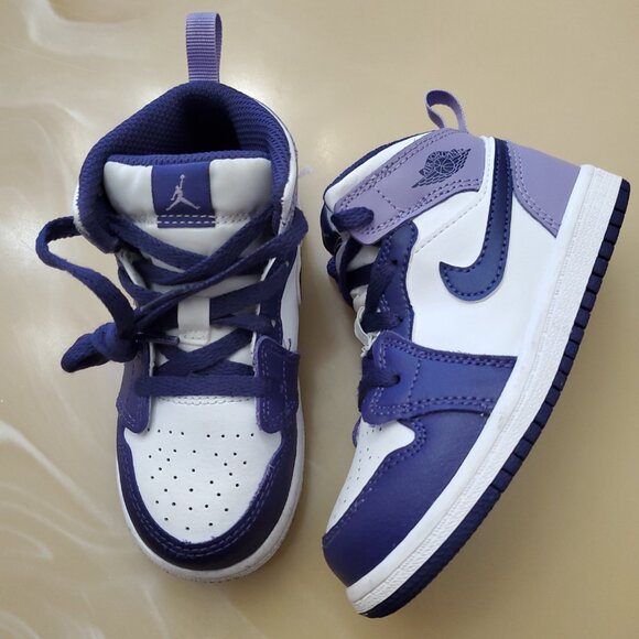 Nike Air Jordan 1 Mid Kids Sneakers Athletic Shoes DQ8425-515 Kids 8C Sky Purple - Picture 3 of 10